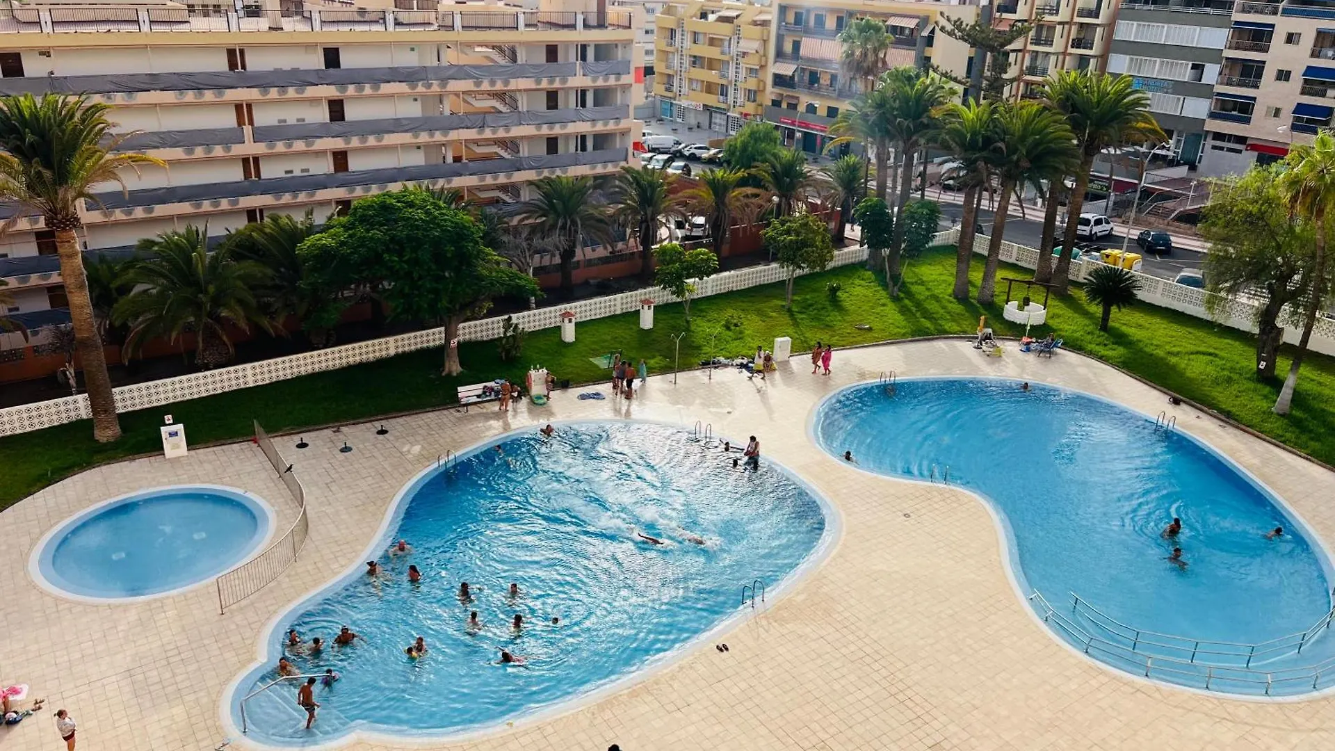 Apartamentos Achacay - Los Cristianos Los Cristianos  Los Cristianos (Tenerife)